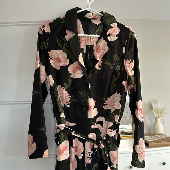 NWT Vero Moda Holly LS Jumpsuit - Size Small - Picture 1 of 7